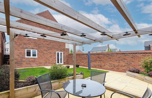 Radcliffe on Trent House | 4 Bedroom House Ideal for Families and Corporate Stays in Radcliffe on Trent