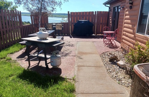 Chamberlain House | 4 bedroom home on Missouri River