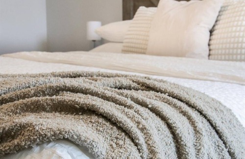 Columbus House | 4-bedroom house in cool Columbus for your extended stay. Sleeps 10! Enjoy