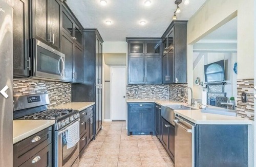 Cypress House | 4-bedroom Midterm house in superb Cypress with fitness room, WiFi, AC