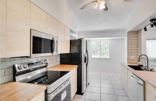 Orlando House | 4-bedroom newly updated ranch-style home with huge backyard in fantastic Orlando