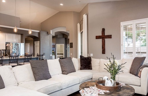 Chandler House | 4 Bedroom Ocotillo Lakes Remodeled Home with a Heated Pool