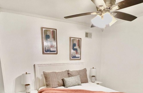 Bossier City House | 4 Bedroom Older Home Really Close to Barksdale AFB