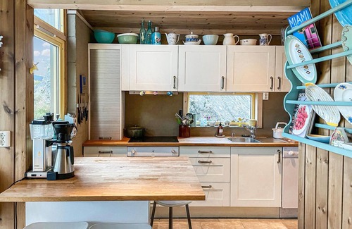 Hitra House | 4 bedroom stunning home in Melandsjø