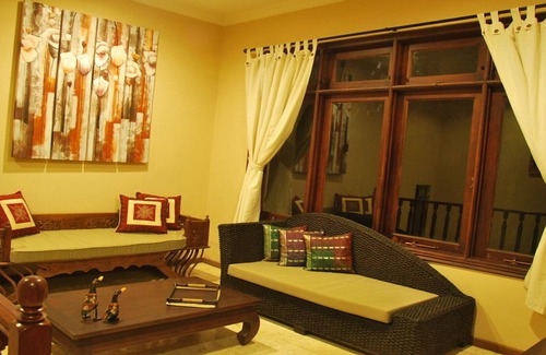 Kartika Plaza Villa | 4 Bedrooms Kuta Villa Includes Breakfast