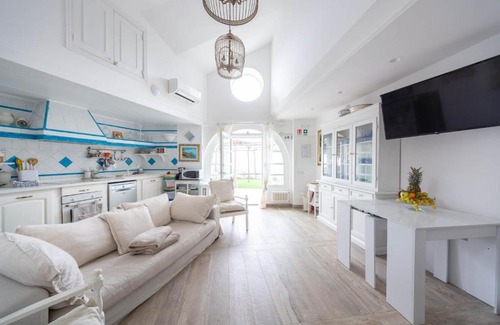Maiori Villa | 4 bedrooms villa with sea view private pool and jacuzzi at Maiori