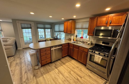 Ogunquit House | 4 BR, 3 Bath Close Walk To Everything! 1/2 Mile to Center 8/10 to Beach