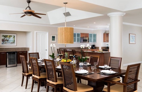 The Bight Resort | 4 BR Oceanfront Penthouse, All-Inclusive Suite at Alexandra Resort