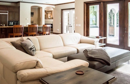 Bay Isle House | 4 BR SIESTA KEY SPA GETAWAY WITH GOLF SIMULATOR, TURFED YARD, AND MANCAVE.