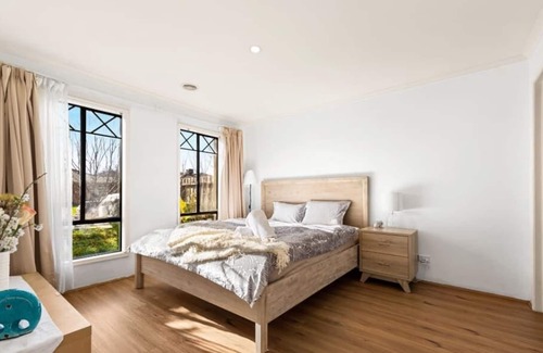 Seabrook House | 4 BR Spacious Holiday House at Seabrook