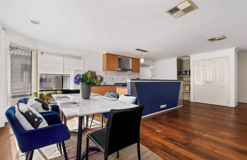 Seabrook House | 4 BR Spacious Holiday House at Seabrook