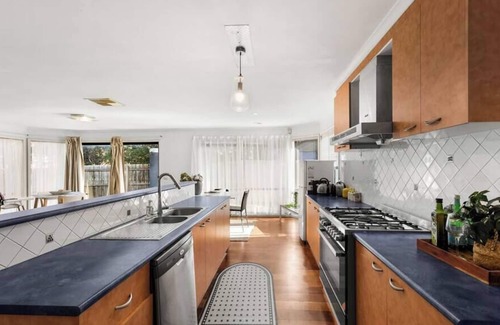 Seabrook House | 4 BR Spacious Holiday House at Seabrook