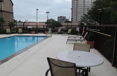 Vance Jackson Apartment | 4 Convenient Suites w/Free Breakfast! A short drive to Six Flags Fiesta Texas!