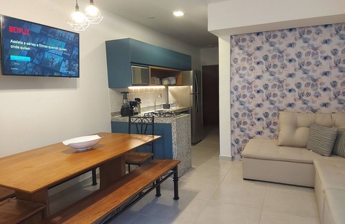 Jabaquara House | 4 en-suites,pool, BBQ, beach front, 14 people, 1.3km from old center