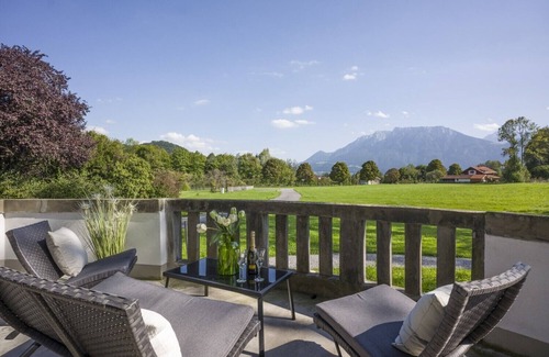 Oberaudorf Apartment | 4*Exclusive holiday apartment in an Art Nouveau villa
