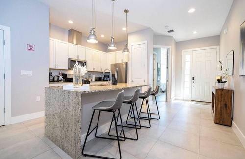 Crestwynd Bay House | 4 King Suites | Perfect Disney Getaway