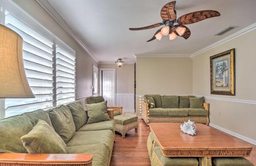 Seminole House | 4 Mi to Beach Gem with Pool and Lanai in Seminole!