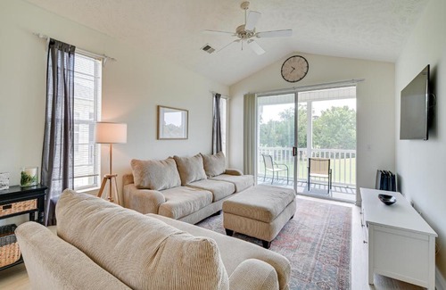 Carolina Forest Apartment | 4 Mi to Broadway at the Beach Golf Resort Getaway