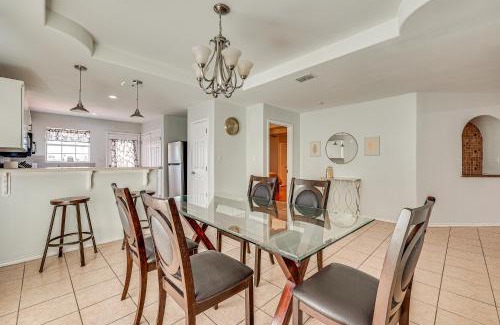 Brownsville House | 4 Mi to Dtwn Brownsville Family Home with Yard!