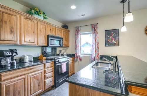Pagosa Springs Condo | 4 Mi to Dtwn Pagosa Springs: Condo w/Balcony!