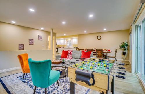 Twin Peaks House | 4 Mi to Lake Arrowhead Cabin with Grill and Deck!