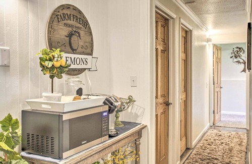 Nine Mile Falls Apartment | 4 Mi to Long Lake Access: Spacious Vista Retreat