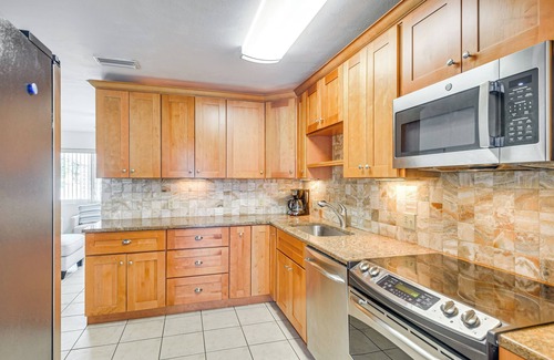 Rio Vista House | 4 Mi to Shore: Family Home in Daytona Beach