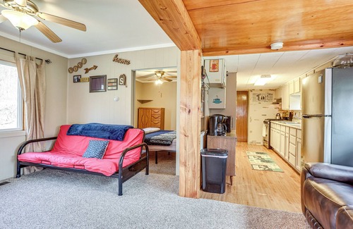 Evart Cabin | 4 Mi to Snowmobile Trails: Muskegon River Retreat