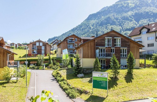 Ruetli Apartment | 4-person apartment in the holiday park Landal Vierwaldstättersee