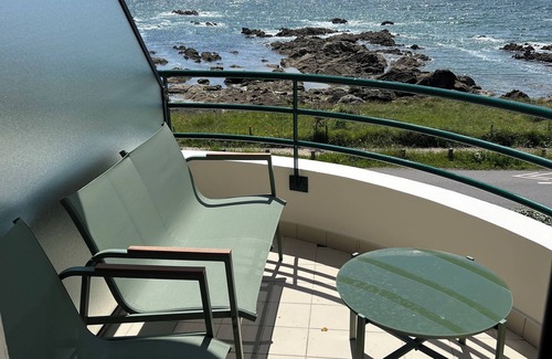 Le Croisic Apartment | 4-person apartment with exceptional exposure and sea view 300 m from CROISIC beach