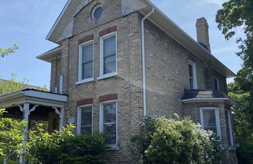 Southampton Apartment | 4 Person, Downtown Southampton, Upper Level Apartment
