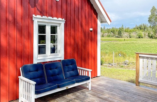 Ryd House | 4 person holiday home in HÄRADSBÄCK