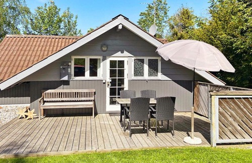 Kramnitse House | 4 person holiday home in R dby