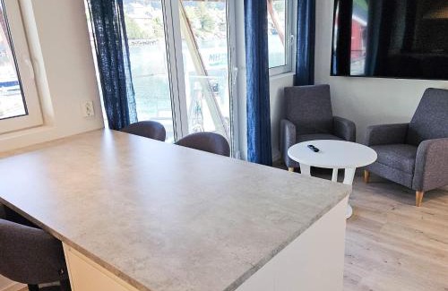Hyllestad Apartment | 4 person holiday home in Sørbøvåg