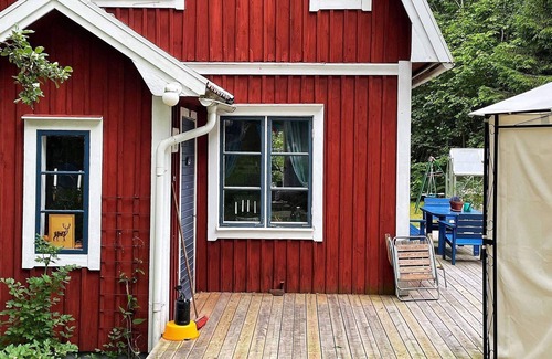 Karlsborg Municipality House | 4 person holiday home in KARLSBORG