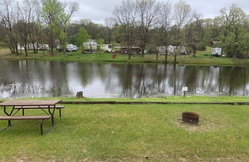 Wisconsin Dells Cabin | 4 Person One Room Cabin in Rural Campground