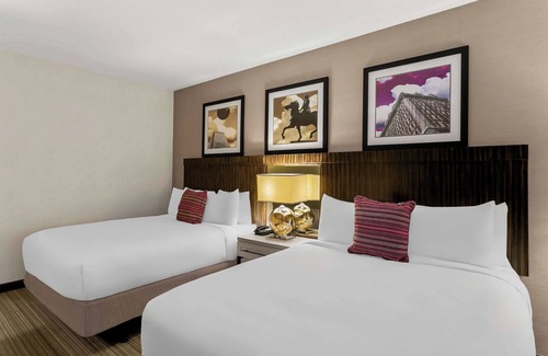 Downtown Baltimore Hotel | 4 Pet-Friendly Rooms | Near Baltimore Museum of Art and National Aquarium