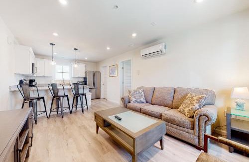 Rehoboth Beach Apartment | 4 Rehoboth Beach House - 20494 Coastal Highway #4