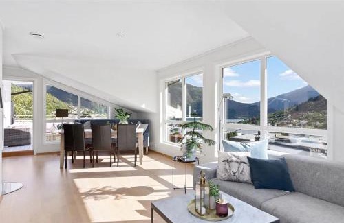 Sogndal Apartment | 4 roms leilighet ved Fosshaugane Campus