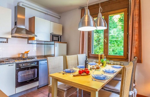 Stresa Apartment | 4-room corner apartment with 2 bathrooms in a residence with pool