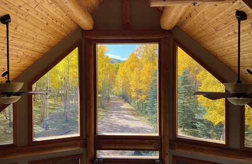Ohio City House | 4 Seasons of Mountain Paradise - Gold Creek Lodge