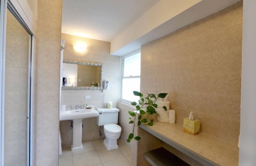 Miramar Hotel | 4 Sleek Units in Central Location – Steps to Lagoon & Historic Tours