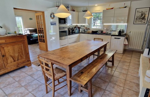 Saint-Pierre-d'Oleron House | 4 star villa 800m away from the beach, in the middle of a 6 hectar private field