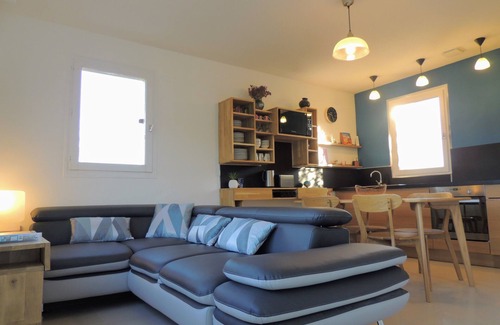 Montesquieu-des-Alberes House | 4 * villa, magnificent view, a few steps from the sea and Spain. All inclusive.