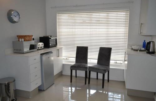 Woodmead House | 4 Woodmead Suites