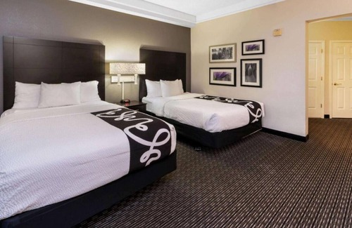 Superstition Springs Hotel | 4 x 2 Double Beds at La Quinta Inn & Suites by Wyndham Mesa Superstition Springs