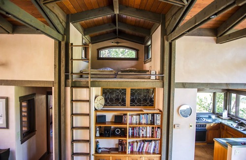 Boulder House | 40 Acre Escalante Canyon Retreat