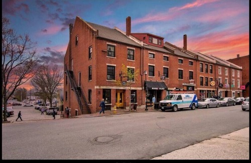 Old Port Apartment | 416 Fore St Apartment 2