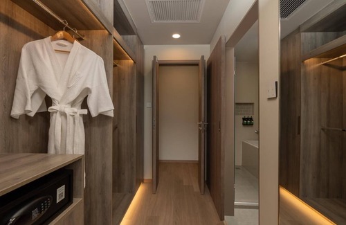 Khlong Tan Condo | 45 SQM/Sukhumvit 24/Monthly