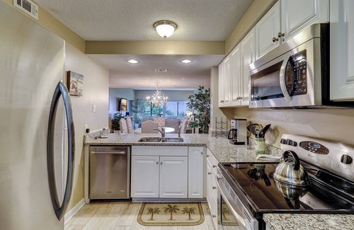 Palmetto Dunes Condo | 464 Captains Walk - 2 bedroom, 2 bath villa convenient to the beach!
